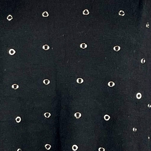 T-BAGS LOS ANGELES GROMMET EMBELLISHED DOLMAN SLEEVE BOAT NECK OVERSIZED SWEATER - Picture 10 of 12